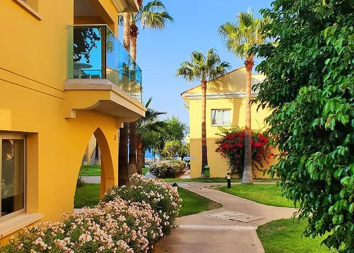 Semesteranläggning (resort) Malama Village