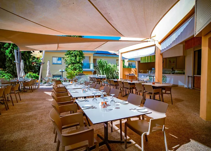 Malama Village Semesteranläggning (resort)