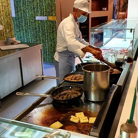 Курортный комплекс Malama Village Протарас