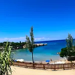 Malama Village 리조트 프로타라스