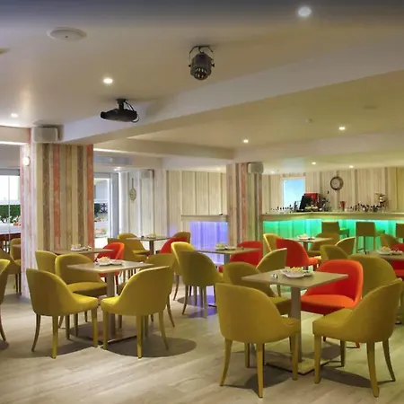 Malama Village リゾート 4*