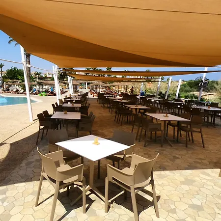 Malama Village リゾート