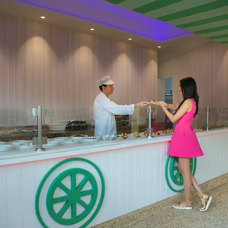 Malama Village منتجع بروتاراس