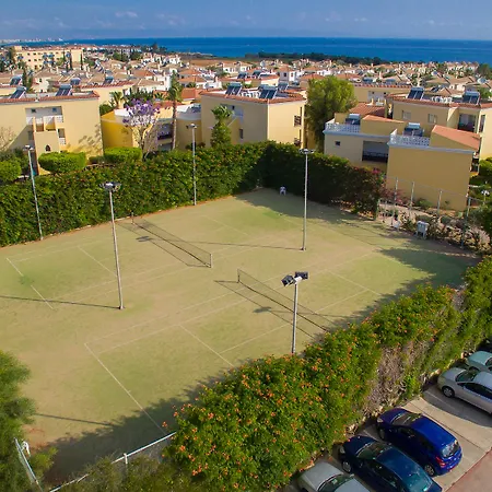 リゾート Malama Village 4*