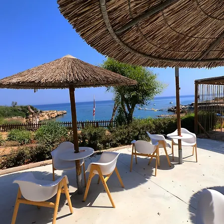 リゾート Malama Village