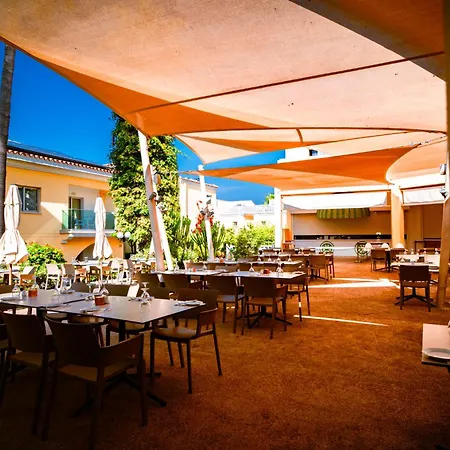 リゾート Malama Village