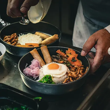 Malama Village منتجع 4*