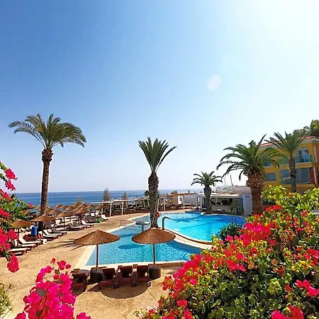 Resort Malama Village 4*