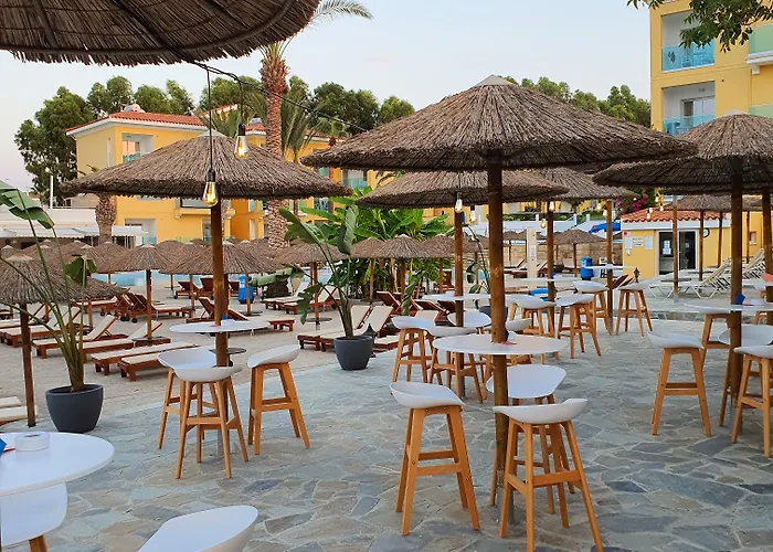 Malama Village Rezort 4*