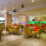 Malama Village 리조트 4*