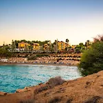 리조트 Malama Village 4*