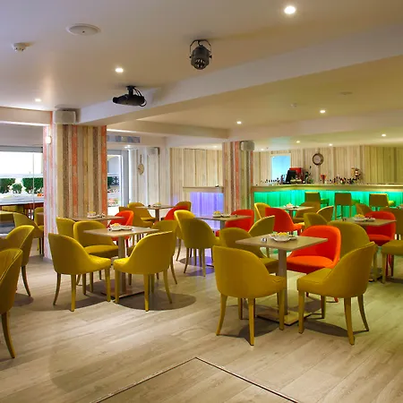 Malama Village Üdülőközpont 4*