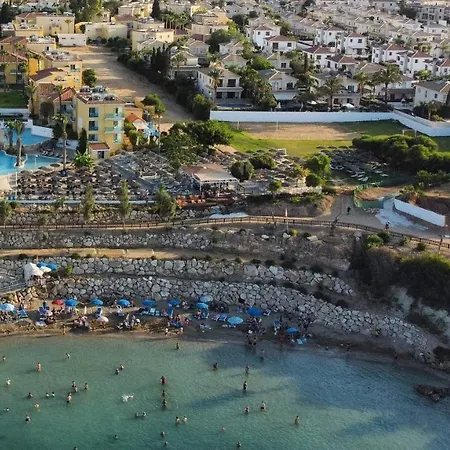 Malama Village Üdülőközpont 4*