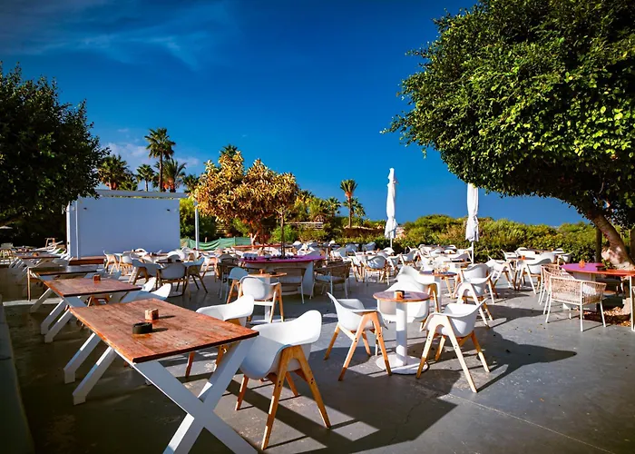 Resort Malama Village